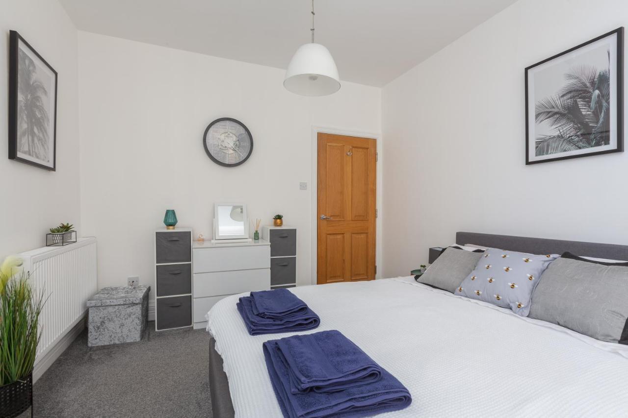 Charles Alexander Short Stay - Clifton Drive Beach Retreat Lytham St Annes Exterior photo